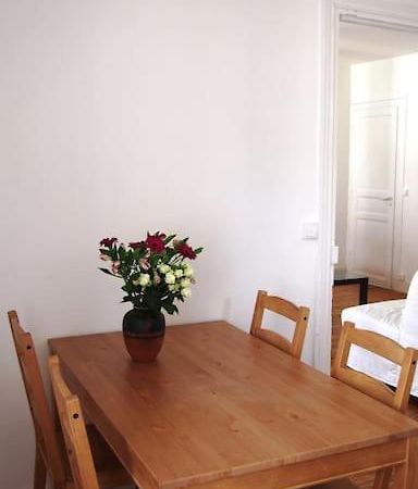 Le 105 Bis Eiffel Bed & Breakfast Paris Exterior photo