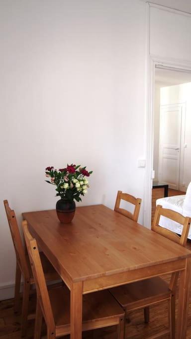 Le 105 Bis Eiffel Bed & Breakfast Paris Exterior photo